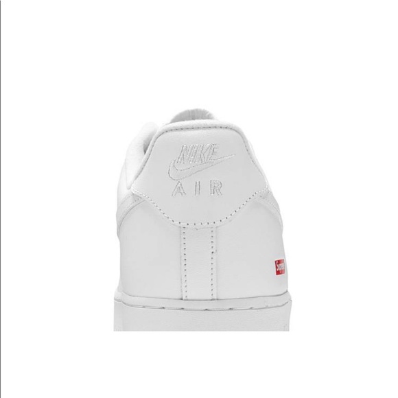 Nike | supreme x Air Force 1 Low’ | Box logo - white | size M8.5 | Brand new!! - Picture 7 of 13